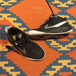 Nike Black and Silver basketball  Shoes - 3.5